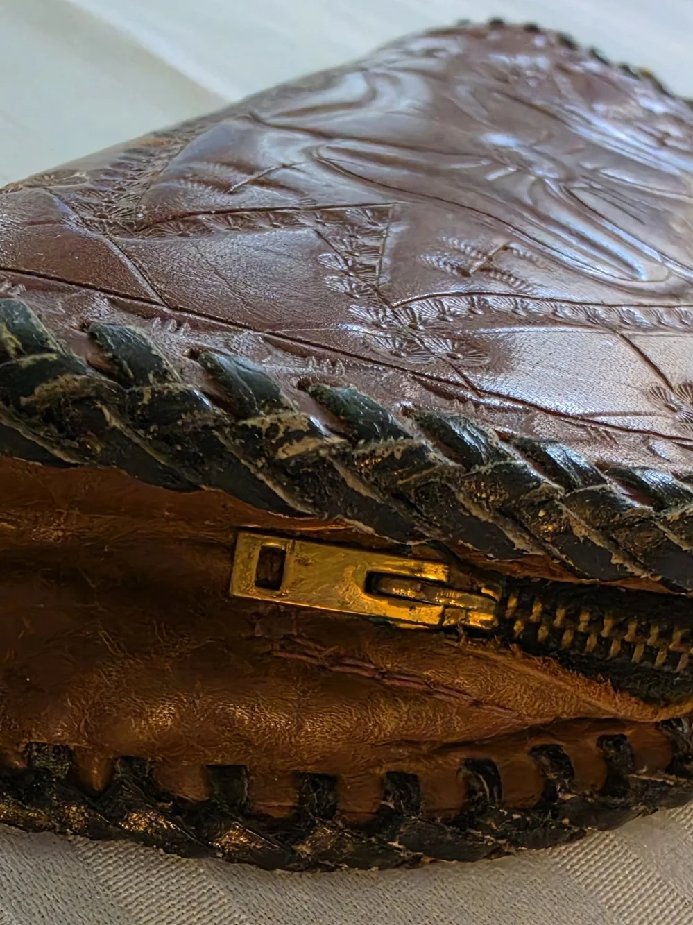 Vintage Mexican Hand-tooled Leather Half-moon Clutch Coin Purse Mid-Century Boho
